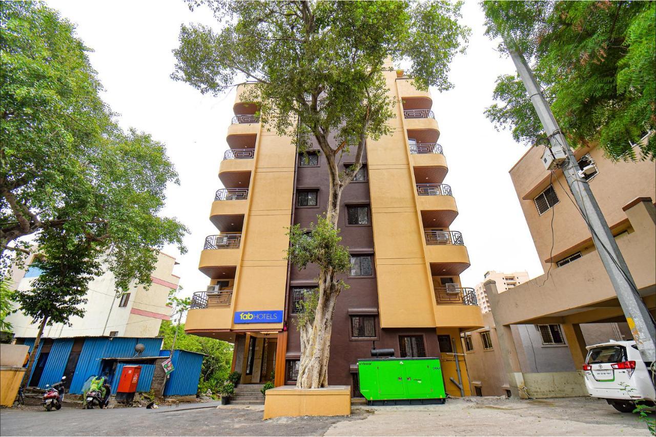 Fabhotel Gaurav Galaxy Пуна Экстерьер фото